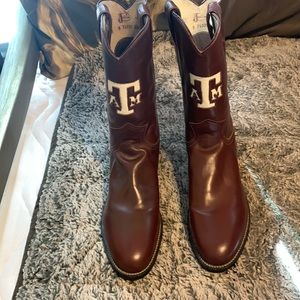 8 1/2 Justin A&M boots